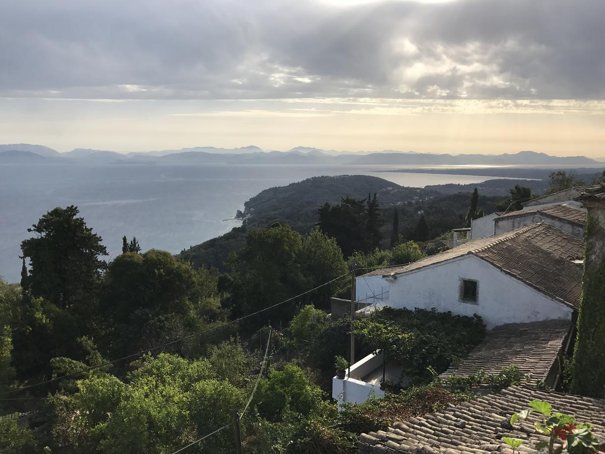 Theea Cottage - Wonderful Sea Views Chlomos Dış mekan fotoğraf