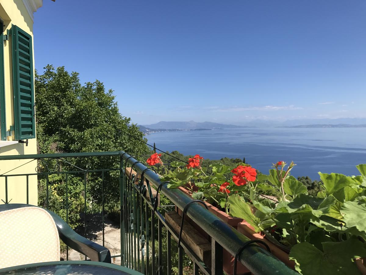 Theea Cottage - Wonderful Sea Views Chlomos Dış mekan fotoğraf